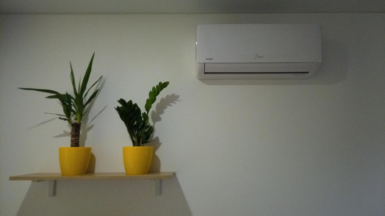 Positive Smile Studio Apartment In The Colorful Comfort Town Residental Complex. Kt-06. Киев Екстериор снимка