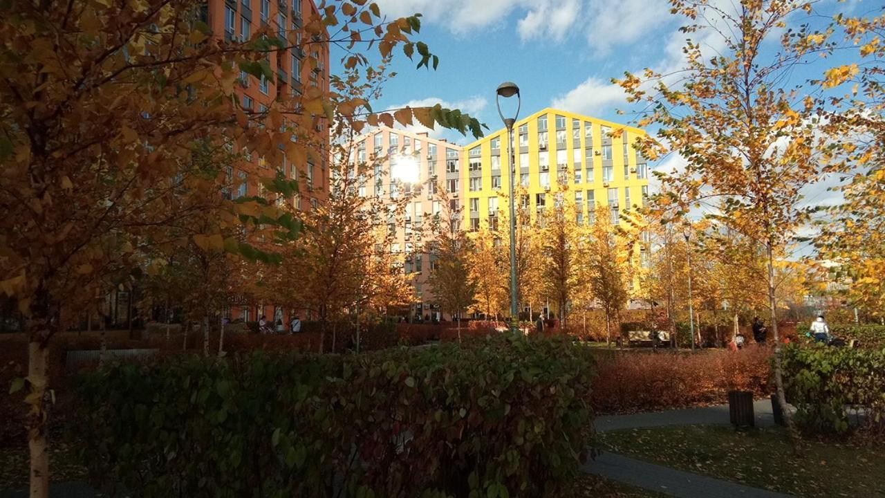 Positive Smile Studio Apartment In The Colorful Comfort Town Residental Complex. Kt-06. Киев Екстериор снимка